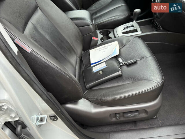 Серый Хендай Санта Фе, объемом двигателя 2.2 л и пробегом 148 тыс. км за 12950 $, фото 27 на Automoto.ua