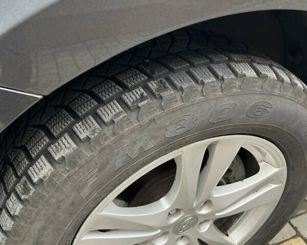 Хендай Санта Фе 2011 в Понинка на Automoto.ua Серый Хендай Санта Фе, объемом двигателя 2.2 л и пробегом 194 тыс. км за 13000 $, фото 23 на Automoto.ua