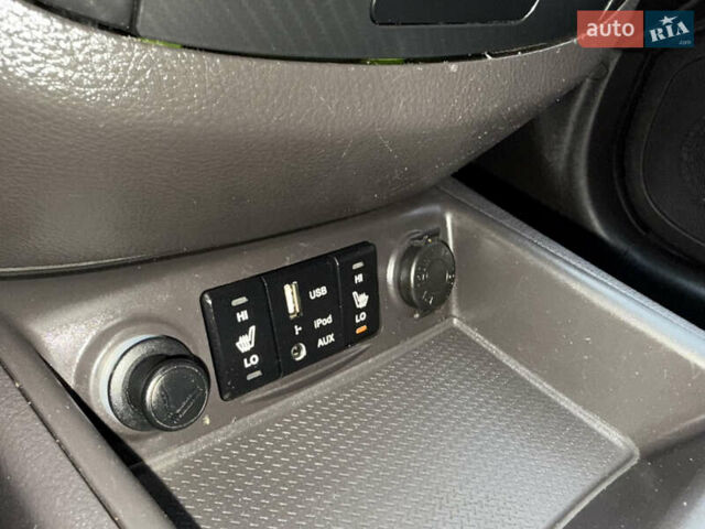 Серый Хендай Санта Фе, объемом двигателя 2.2 л и пробегом 148 тыс. км за 12950 $, фото 41 на Automoto.ua