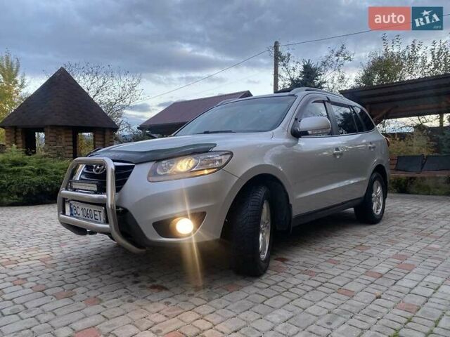 Сірий Хендай Санта Фе, об'ємом двигуна 2.2 л та пробігом 325 тис. км за 13800 $, фото 7 на Automoto.ua