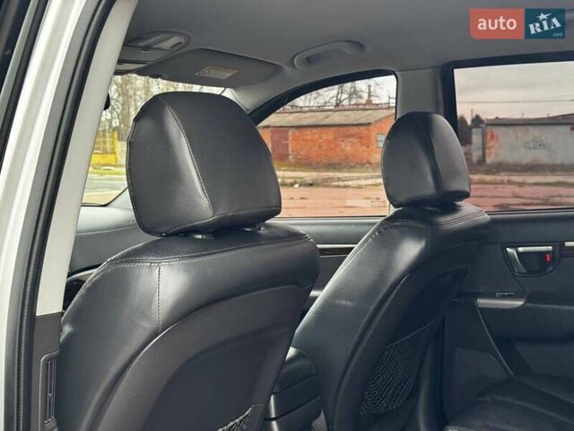 Сірий Хендай Санта Фе, об'ємом двигуна 2.2 л та пробігом 180 тис. км за 11200 $, фото 29 на Automoto.ua
