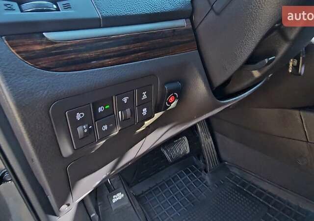 Серый Хендай Санта Фе, объемом двигателя 2.36 л и пробегом 220 тыс. км за 11799 $, фото 14 на Automoto.ua