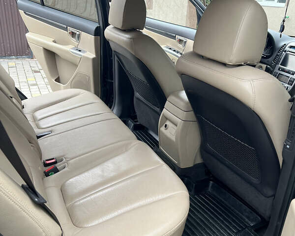 Хендай Санта Фе 2011 в Понинка на Automoto.ua Серый Хендай Санта Фе, объемом двигателя 2.2 л и пробегом 194 тыс. км за 13000 $, фото 6 на Automoto.ua