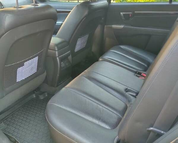 Хендай Санта Фе 2011 в Измаиле на Automoto.ua Серый Хендай Санта Фе, объемом двигателя 2.2 л и пробегом 160 тыс. км за 15300 $, фото 6 на Automoto.ua