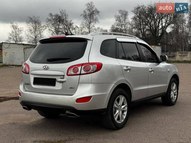 Сірий Хендай Санта Фе, об'ємом двигуна 2.2 л та пробігом 180 тис. км за 11200 $, фото 13 на Automoto.ua