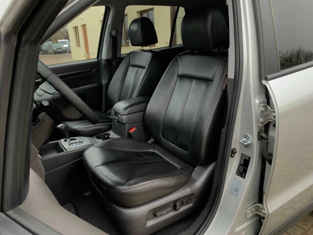 Серый Хендай Санта Фе, объемом двигателя 2.2 л и пробегом 193 тыс. км за 14255 $, фото 11 на Automoto.ua