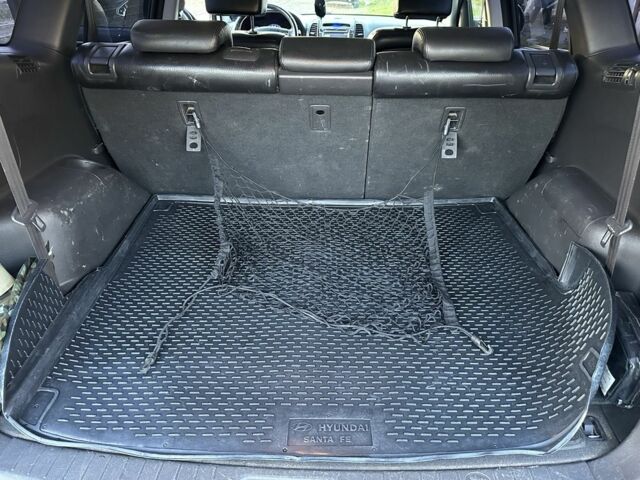 Серый Хендай Санта Фе, объемом двигателя 2.2 л и пробегом 162 тыс. км за 11500 $, фото 8 на Automoto.ua