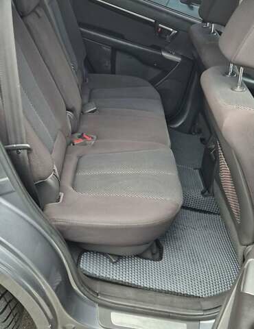 Серый Хендай Санта Фе, объемом двигателя 2.2 л и пробегом 308 тыс. км за 12200 $, фото 13 на Automoto.ua