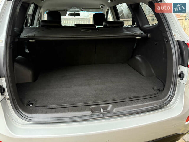 Серый Хендай Санта Фе, объемом двигателя 2.2 л и пробегом 148 тыс. км за 12950 $, фото 30 на Automoto.ua