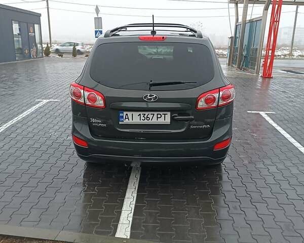 Серый Хендай Санта Фе, объемом двигателя 2.36 л и пробегом 185 тыс. км за 9500 $, фото 1 на Automoto.ua