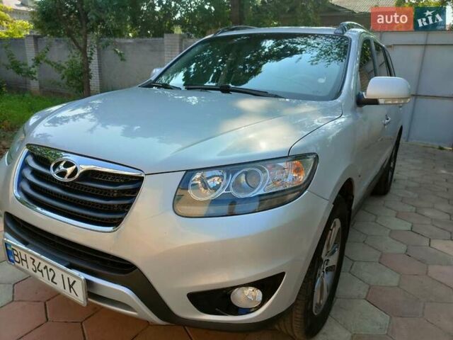 Хендай Санта Фе 2011 в Измаиле на Automoto.ua Серый Хендай Санта Фе, объемом двигателя 2.2 л и пробегом 160 тыс. км за 15300 $, фото 2 на Automoto.ua