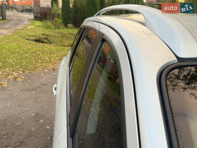 Серый Хендай Санта Фе, объемом двигателя 2.2 л и пробегом 226 тыс. км за 12999 $, фото 23 на Automoto.ua