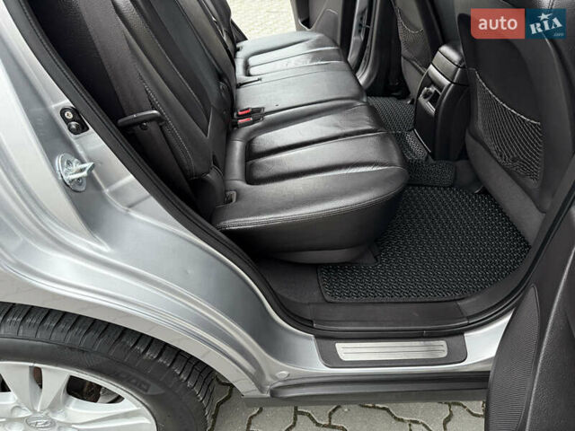Серый Хендай Санта Фе, объемом двигателя 2 л и пробегом 236 тыс. км за 12600 $, фото 23 на Automoto.ua