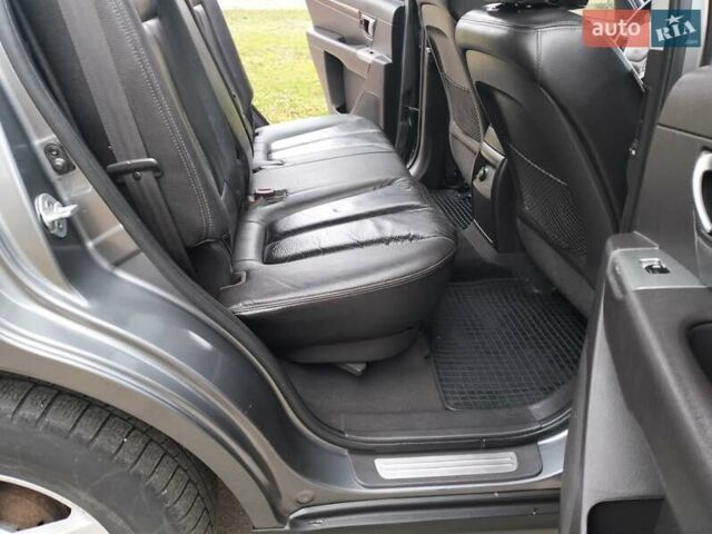 Сірий Хендай Санта Фе, об'ємом двигуна 2.2 л та пробігом 162 тис. км за 13500 $, фото 12 на Automoto.ua