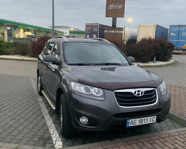 Хендай Санта Фе 2011 в Херсоне на Automoto.ua Серый Хендай Санта Фе, объемом двигателя 2.4 л и пробегом 185 тыс. км за 10800 $, фото 4 на Automoto.ua