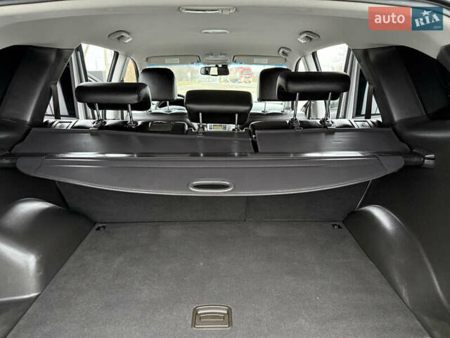 Серый Хендай Санта Фе, объемом двигателя 2 л и пробегом 236 тыс. км за 12600 $, фото 27 на Automoto.ua