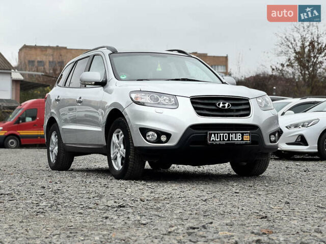 Серый Хендай Санта Фе, объемом двигателя 2.2 л и пробегом 200 тыс. км за 11000 $, фото 4 на Automoto.ua
