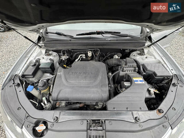 Серый Хендай Санта Фе, объемом двигателя 2.2 л и пробегом 200 тыс. км за 11000 $, фото 26 на Automoto.ua