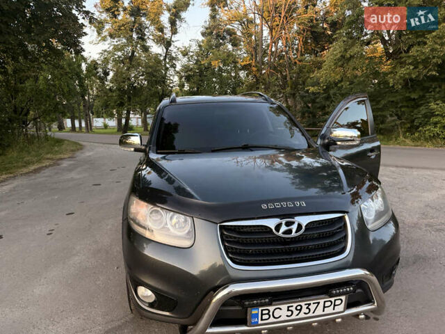 Хендай Санта Фе 2011 в Львове на Automoto.ua Серый Хендай Санта Фе, объемом двигателя 2.2 л и пробегом 268 тыс. км за 12200 $, фото 3 на Automoto.ua