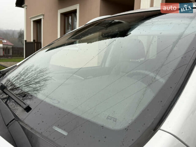 Серый Хендай Санта Фе, объемом двигателя 2.2 л и пробегом 148 тыс. км за 12950 $, фото 66 на Automoto.ua