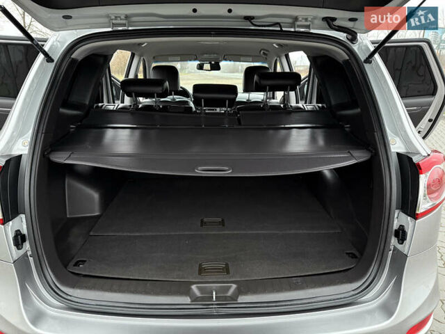 Серый Хендай Санта Фе, объемом двигателя 2 л и пробегом 236 тыс. км за 12600 $, фото 26 на Automoto.ua