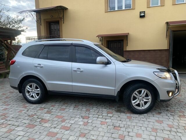Хендай Санта Фе 2011 в Бориславе на Automoto.ua Серый Хендай Санта Фе, объемом двигателя 2.2 л и пробегом 325 тыс. км за 13800 $, фото 2 на Automoto.ua