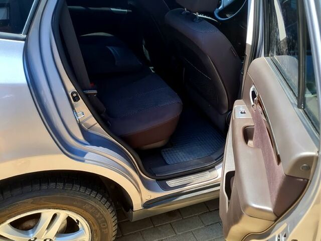 Серый Хендай Санта Фе, объемом двигателя 2.2 л и пробегом 114 тыс. км за 12100 $, фото 1 на Automoto.ua