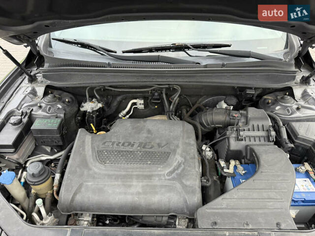 Хендай Санта Фе 2011 у Вінниці на Automoto.ua Сірий Хендай Санта Фе, об'ємом двигуна 2.2 л та пробігом 219 тис. км за 11300 $, фото 21 на Automoto.ua