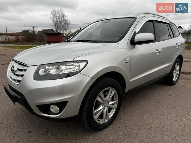 Сірий Хендай Санта Фе, об'ємом двигуна 2.2 л та пробігом 180 тис. км за 11200 $, фото 2 на Automoto.ua