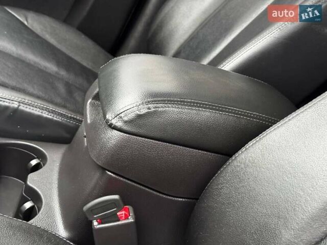 Сірий Хендай Санта Фе, об'ємом двигуна 2.2 л та пробігом 180 тис. км за 11200 $, фото 25 на Automoto.ua