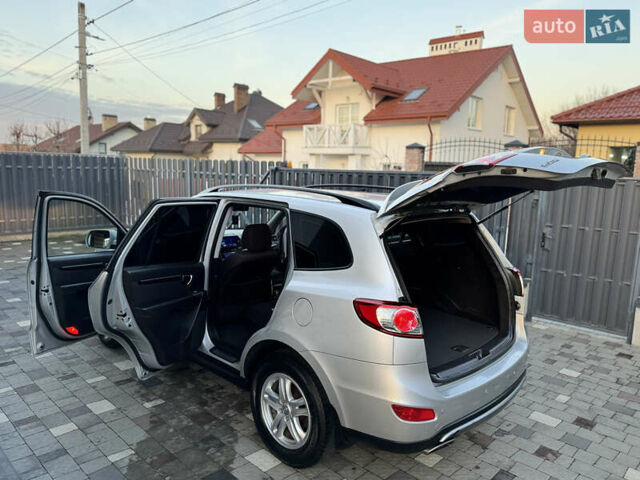 Серый Хендай Санта Фе, объемом двигателя 2.2 л и пробегом 191 тыс. км за 12900 $, фото 34 на Automoto.ua