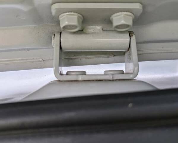 Сірий Хендай Санта Фе, об'ємом двигуна 2.2 л та пробігом 201 тис. км за 13000 $, фото 14 на Automoto.ua