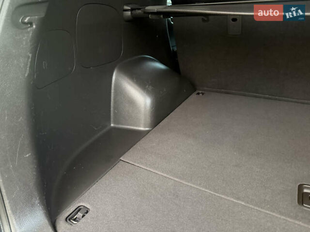 Серый Хендай Санта Фе, объемом двигателя 2.2 л и пробегом 226 тыс. км за 12999 $, фото 47 на Automoto.ua