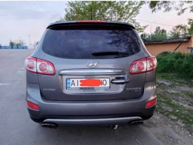 Сірий Хендай Санта Фе, об'ємом двигуна 2.2 л та пробігом 440 тис. км за 11000 $, фото 1 на Automoto.ua