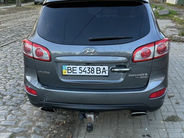 Серый Хендай Санта Фе, объемом двигателя 2.2 л и пробегом 162 тыс. км за 11500 $, фото 2 на Automoto.ua