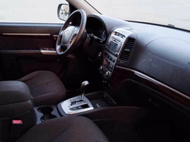 Сірий Хендай Санта Фе, об'ємом двигуна 2.2 л та пробігом 440 тис. км за 11000 $, фото 20 на Automoto.ua