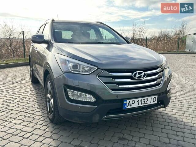 Сірий Хендай Санта Фе, об'ємом двигуна 2.2 л та пробігом 282 тис. км за 15900 $, фото 1 на Automoto.ua