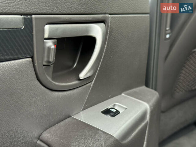 Хендай Санта Фе 2012 в Ровно на Automoto.ua Серый Хендай Санта Фе, объемом двигателя 2.2 л и пробегом 226 тыс. км за 12950 $, фото 34 на Automoto.ua