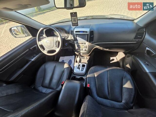 Хендай Санта Фе 2012 в Ивано-Франковске на Automoto.ua Серый Хендай Санта Фе, объемом двигателя 2.2 л и пробегом 182 тыс. км за 14650 $, фото 75 на Automoto.ua