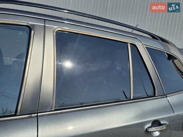 Хендай Санта Фе 2012 в Ивано-Франковске на Automoto.ua Серый Хендай Санта Фе, объемом двигателя 2.2 л и пробегом 182 тыс. км за 14650 $, фото 28 на Automoto.ua