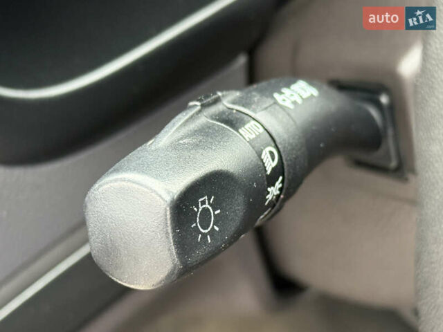 Хендай Санта Фе 2012 в Ровно на Automoto.ua Серый Хендай Санта Фе, объемом двигателя 2.2 л и пробегом 226 тыс. км за 12950 $, фото 56 на Automoto.ua