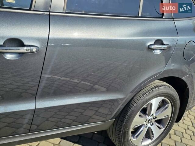 Хендай Санта Фе 2012 в Ивано-Франковске на Automoto.ua Серый Хендай Санта Фе, объемом двигателя 2.2 л и пробегом 182 тыс. км за 14650 $, фото 27 на Automoto.ua