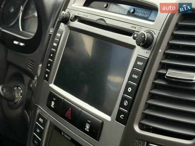 Хендай Санта Фе 2012 в Ровно на Automoto.ua Серый Хендай Санта Фе, объемом двигателя 2.2 л и пробегом 226 тыс. км за 12950 $, фото 47 на Automoto.ua