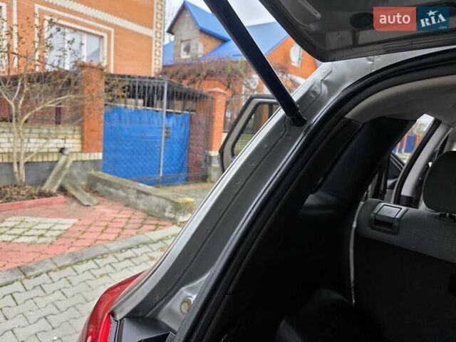 Серый Хендай Санта Фе, объемом двигателя 2.4 л и пробегом 237 тыс. км за 9999 $, фото 59 на Automoto.ua