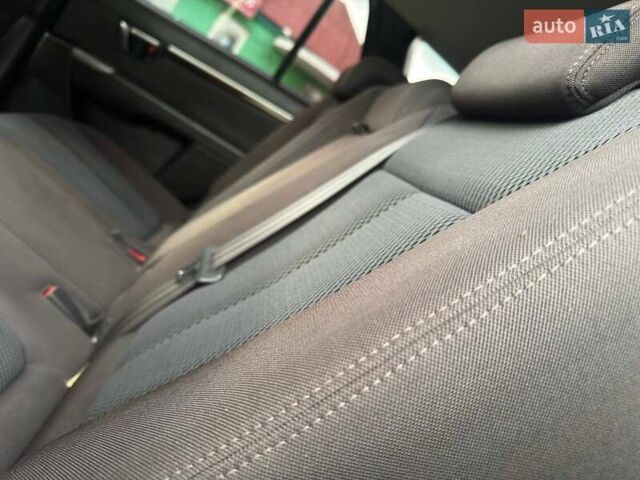 Серый Хендай Санта Фе, объемом двигателя 2 л и пробегом 189 тыс. км за 11980 $, фото 27 на Automoto.ua