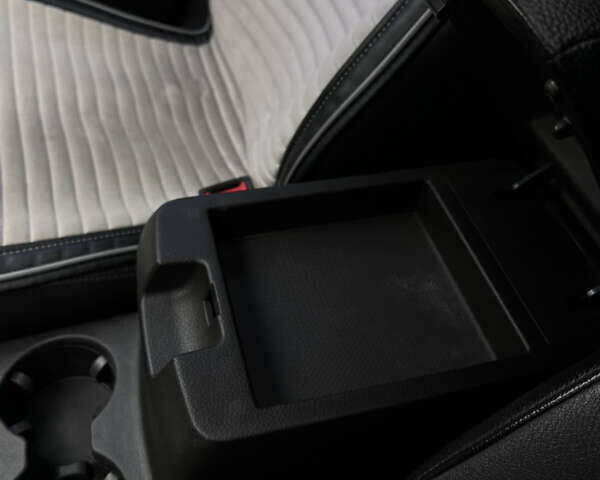 Серый Хендай Санта Фе, объемом двигателя 2.2 л и пробегом 158 тыс. км за 13800 $, фото 37 на Automoto.ua