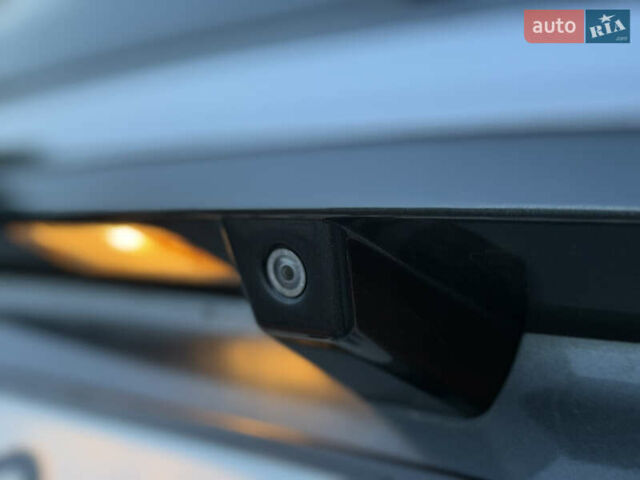 Серый Хендай Санта Фе, объемом двигателя 2.2 л и пробегом 233 тыс. км за 13500 $, фото 9 на Automoto.ua