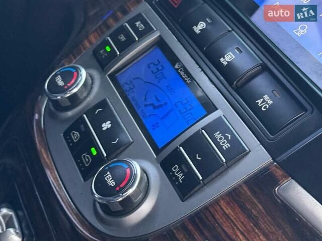 Сірий Хендай Санта Фе, об'ємом двигуна 2.36 л та пробігом 173 тис. км за 11980 $, фото 35 на Automoto.ua