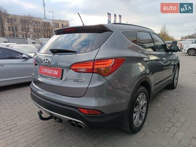 Серый Хендай Санта Фе, объемом двигателя 2.2 л и пробегом 265 тыс. км за 17000 $, фото 7 на Automoto.ua