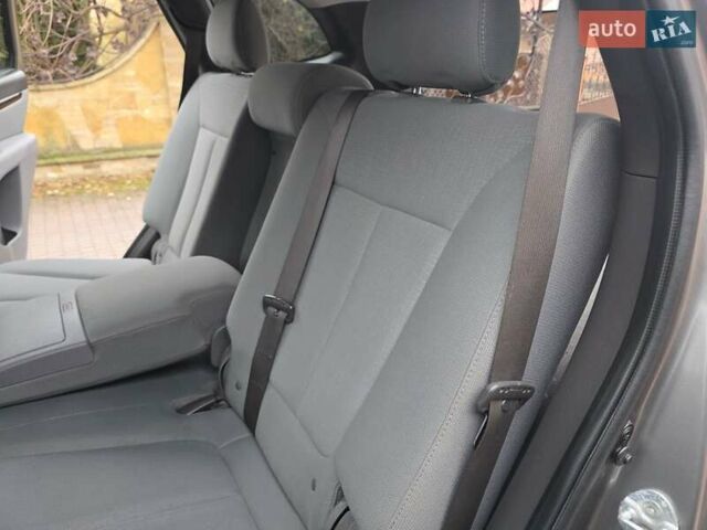 Серый Хендай Санта Фе, объемом двигателя 2.4 л и пробегом 237 тыс. км за 9999 $, фото 49 на Automoto.ua